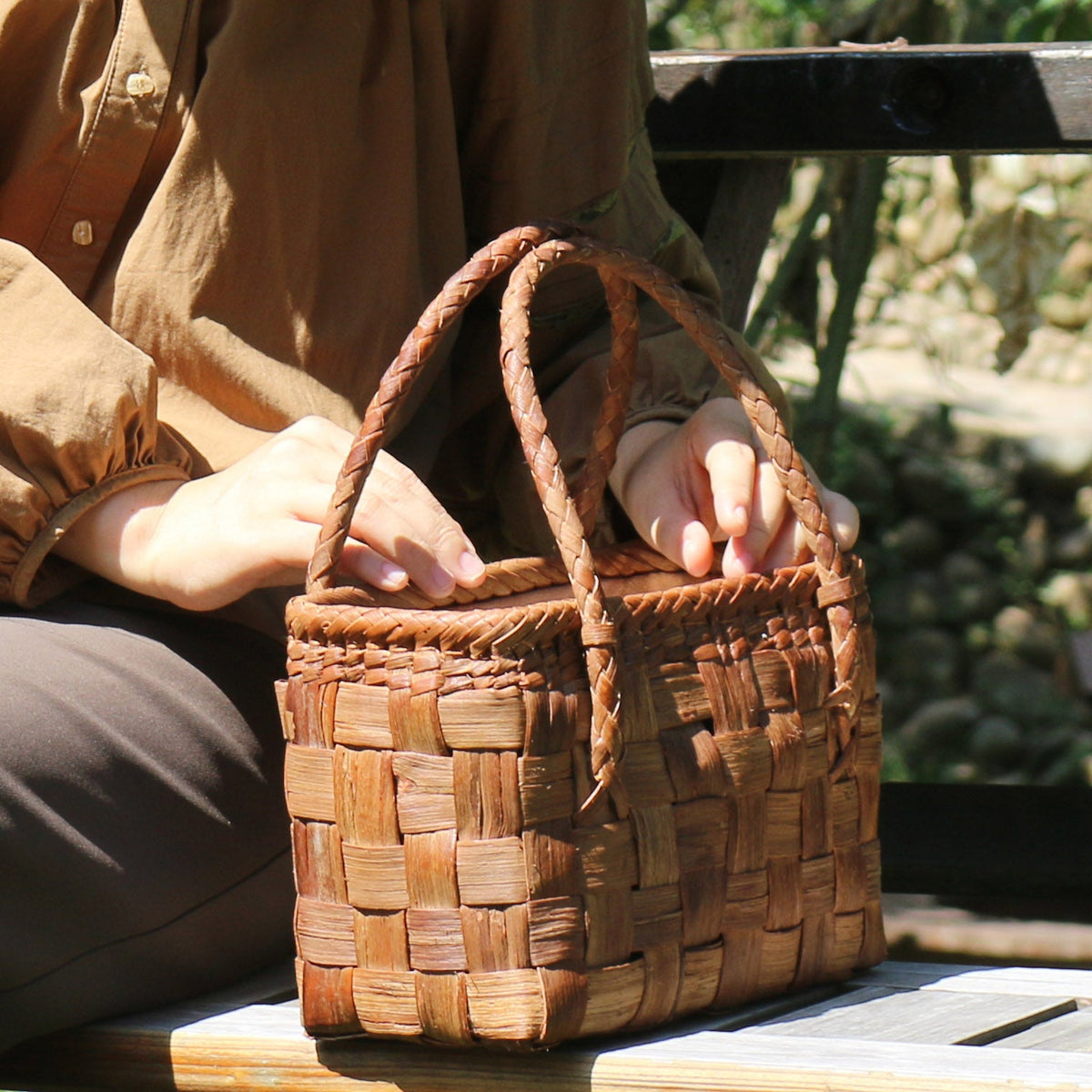 レトロ幅広藤・茶道｜山葡萄かごバッグ｜葡萄曜 PUTAOYAO