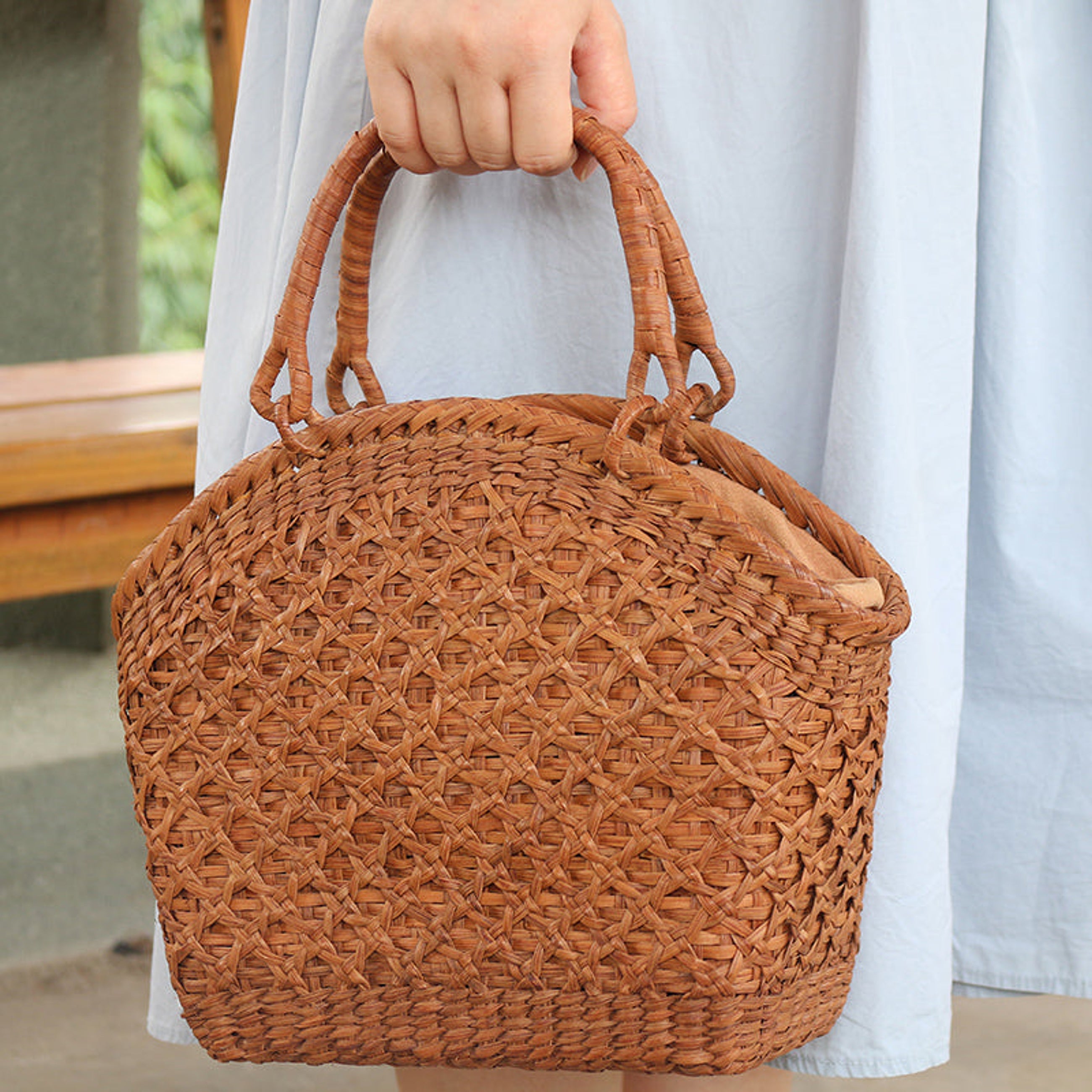 Wild Grape Vine Shoulder Bag