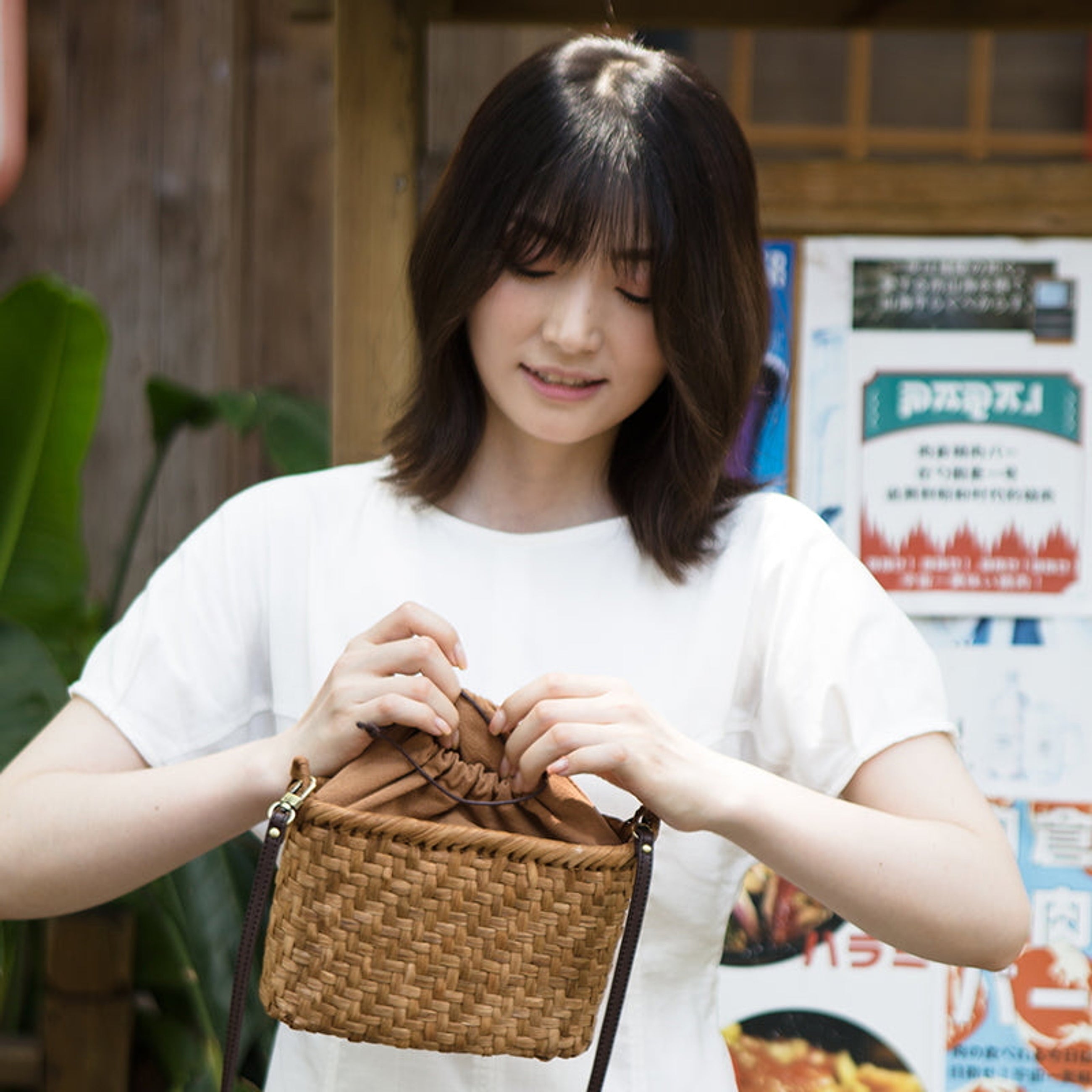 Simple Shoulder | Wild Grape Vine Shoulder Bag