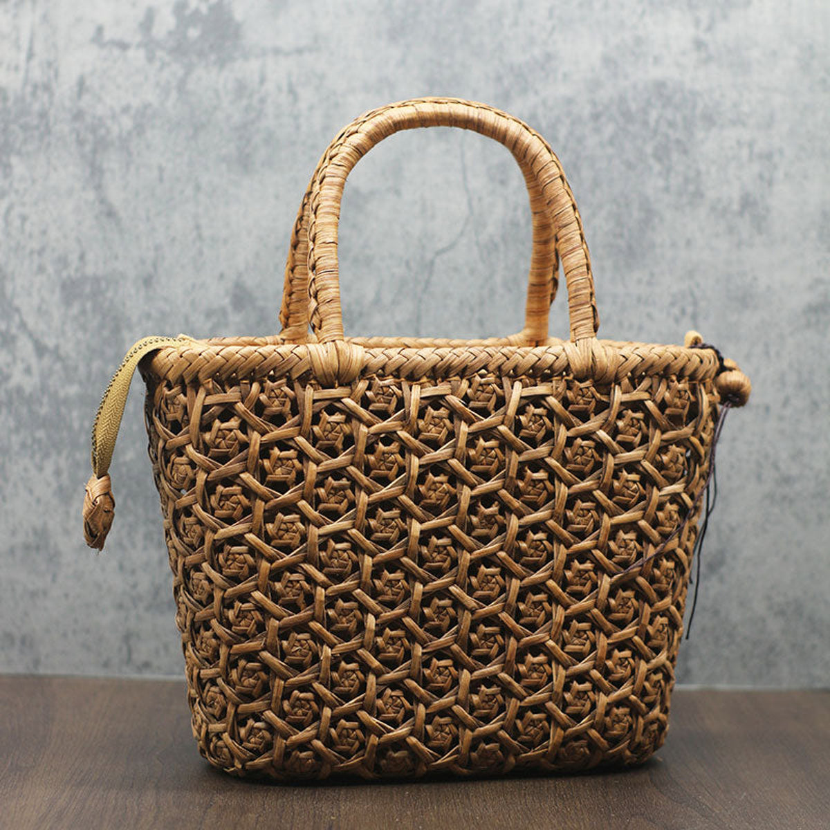 Fine Craft Series · Honeycomb Tote | Wild Grape Vine Tote Bag